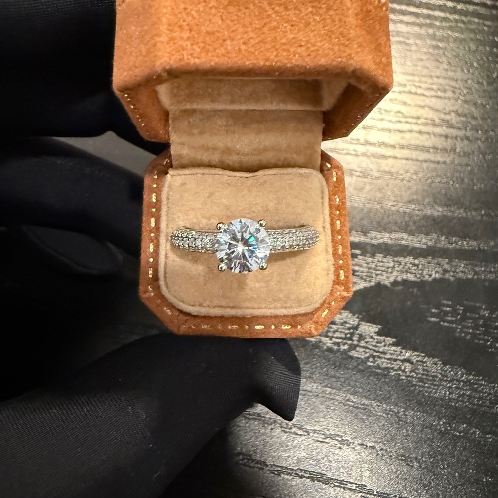 New Sterling Silver 1 Carat VVS1 Ring 5,6,7,8